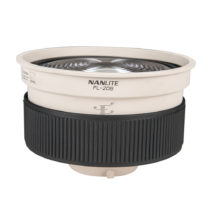 NANLITE FL-20G Frensel Lens w/barndoor (FORZA & FS Series)
